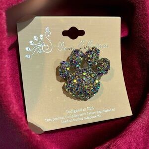 PARIS COLLECTION JEWELED PAW PRINT BROOCH IRIDESCENT SILVER TONE NEW IN PACKAGE